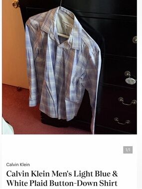 Calvin Klein Men’s Light Blue Plaid Button Down Shirt | Classic Fit Dress Small